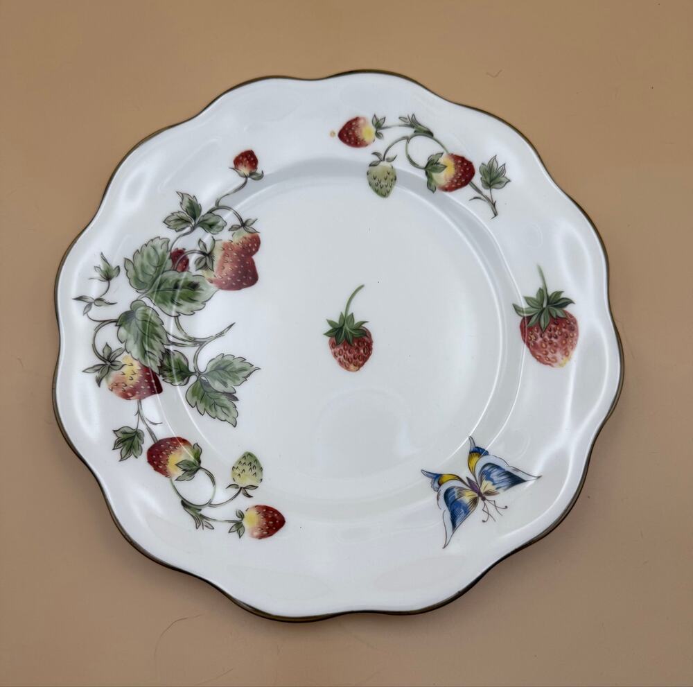 Coalport Strawberry Salad Plate 8.5” Bone China England Butterfly Gold Trim